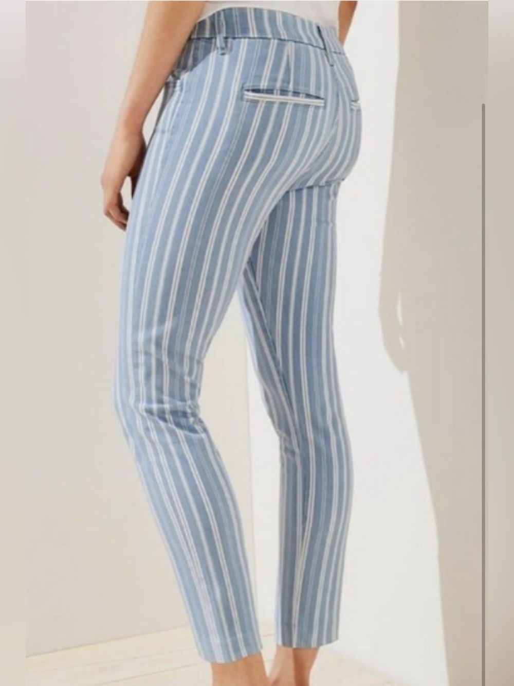 LOFT Modern Skinny Crop Blue and White Vertical Striped Pants 31 / 12 - Picture 2 of 15